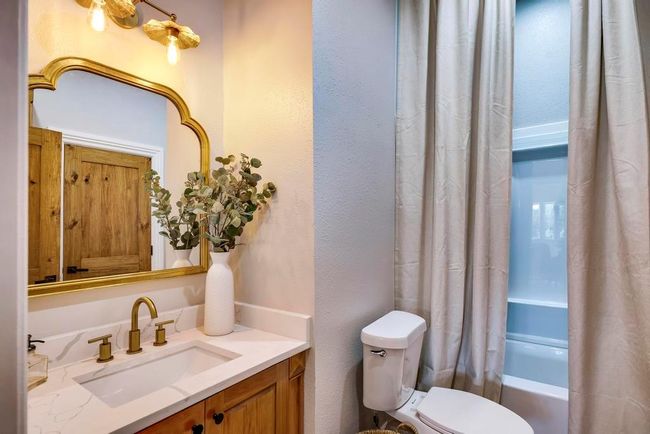111 Stoney Hills Rd, Home with 4 bedrooms, 3 bathrooms and 2 parking in Center Point TX | Image 36