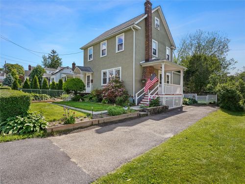 80 Woodland St, Mount Kisco, NY, 10549-3212 | Card Image
