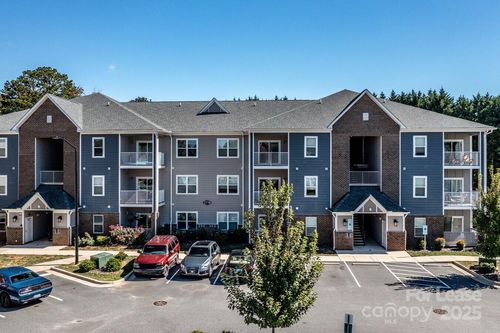 the-outlook-2778 2nd Street Ne, Hickory, NC, 28601 | Card Image