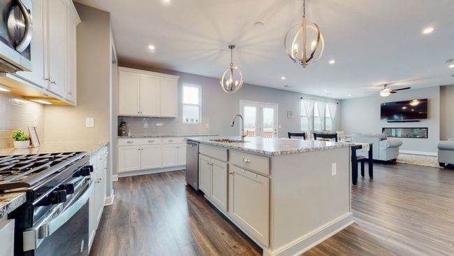 The amount of natural light is breathtaking! | Image 13