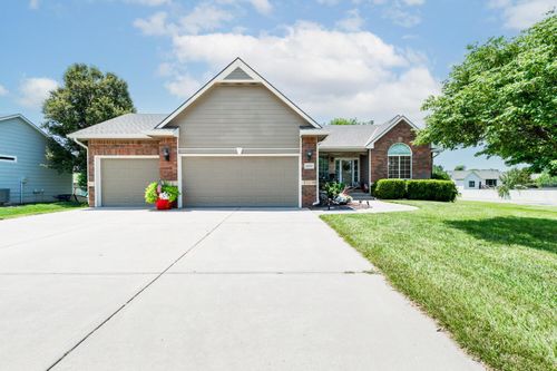 3333 Bluestem Cir, Rose Hill, KS, 67133-8813 | Card Image