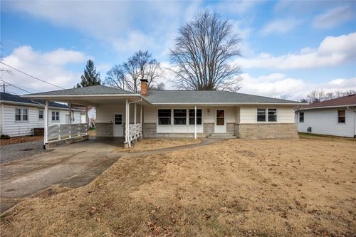 202 E Eiche Ave, Effingham, IL, 62401-4034 | Card Image