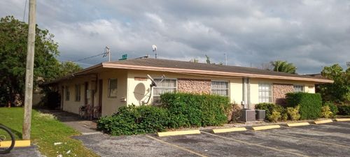 1856 Nw 52nd Ave, Lauderhill, FL, 33313-4898 | Card Image