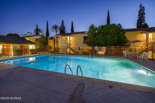 unit-302-1600 N Wilmot Road, Tucson, AZ, 85712 | Card Image