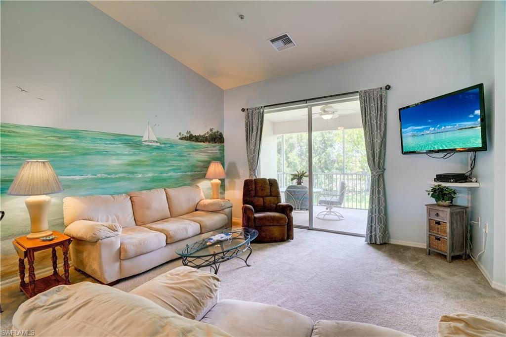 Residential in NAPLES 3