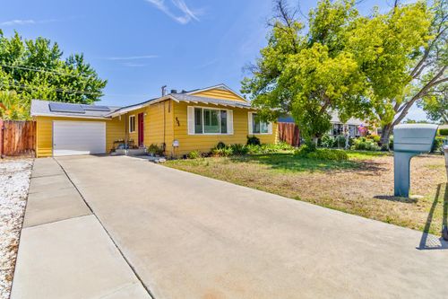 434 Cornell Avenue, Coalinga, CA, 93210 | Card Image