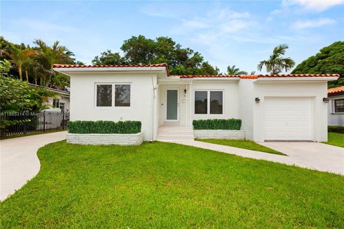 3018 Coconut Grove Dr, Coral Gables, FL, 33134-6805 | Card Image