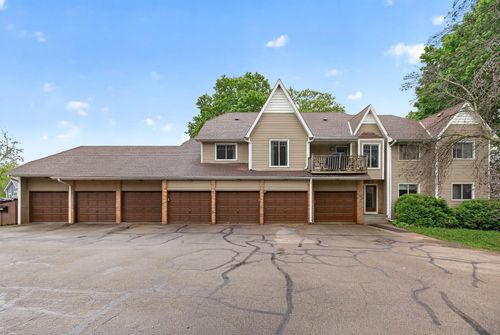 212-4664 Tower St Se, Prior Lake, MN, 55372-2966 | Card Image
