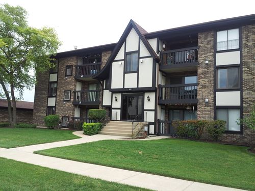 apt-c19-4845 137th St, Crestwood, IL, 60418-3912 | Card Image