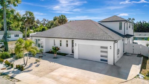 916 Highland St, SARASOTA, FL, 34234-5739 | Card Image
