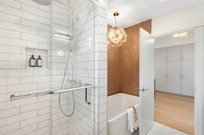 3004 13 Avenue Sw, House other with 5 bedrooms, 4 bathrooms and 5 parking in Calgary AB | Image 25