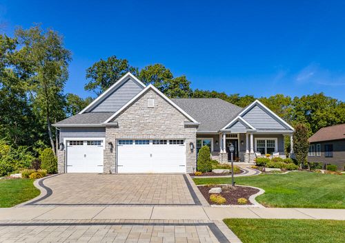 411 W Ashton Ln, Valparaiso, IN, 46385-7823 | Card Image