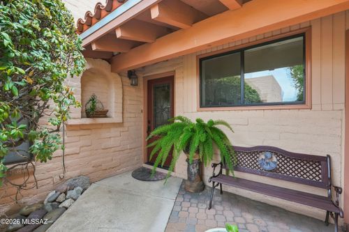 9267 E Desert Sands Lane, Tucson, AZ, 85710 | Card Image