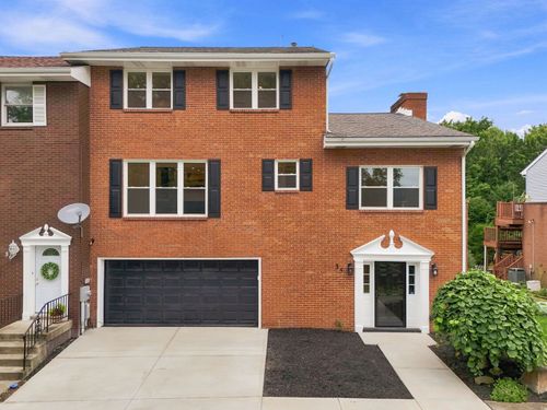 35 Manorfield Cir, Delmont, PA, 15626-1572 | Card Image