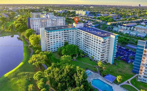 apt-405-4330 Hillcrest Dr, Hollywood, FL, 33021-7934 | Card Image