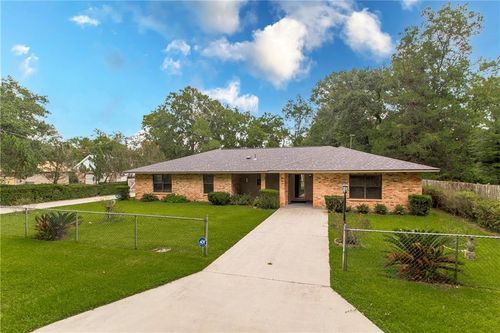 125 Mcgary Ln, Ponchatoula, LA, 70454-2933 | Card Image