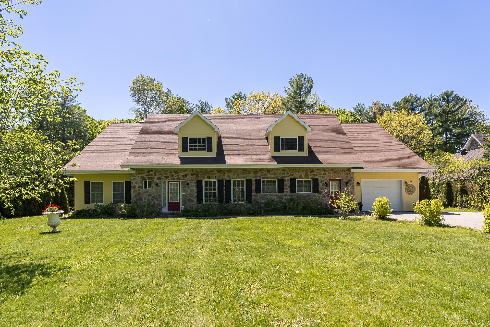 Residential in Hudson 3