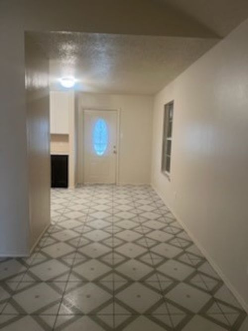4443 Falls Dr, Dallas, TX, 75211-6406 | Card Image