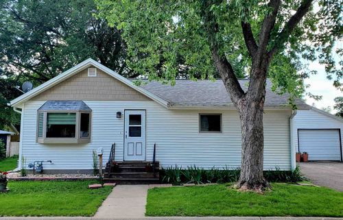 543 7th Ave W, Spencer, IA, 51301-3210 | Card Image