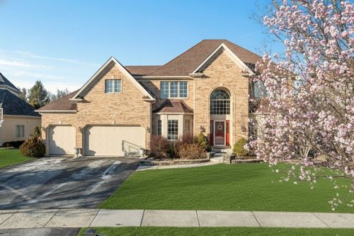 3111 Landore Dr, Naperville, IL, 60564-4100 | Card Image