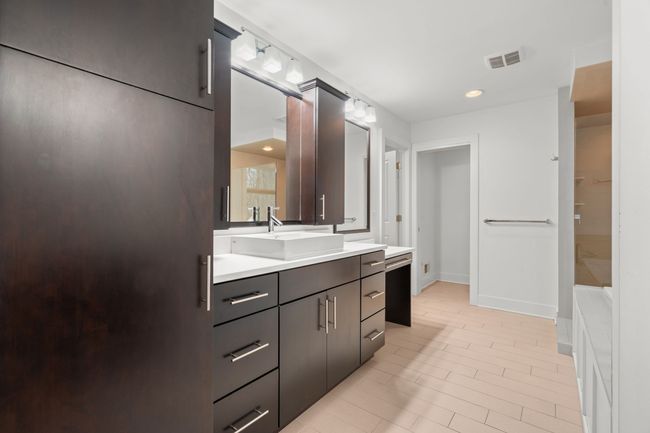 3455 E Shady Ridge Ln, House other with 4 bedrooms, 4 bathrooms and null parking in Midland MI | Image 35