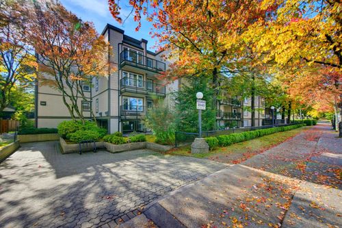 101-1040 Broadway E, Vancouver, BC, V5T4N7 | Card Image