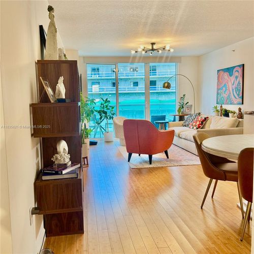 apt-1708-31 Se 5th St, Miami, FL, 33131-2514 | Card Image