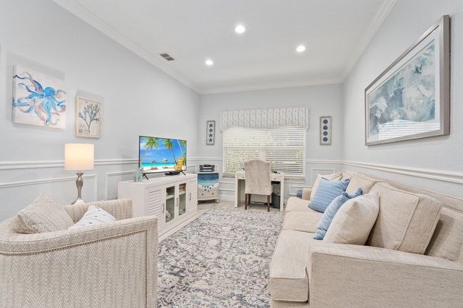 397 Nw Breezy Point Loop, House other with 2 bedrooms, 2 bathrooms and null parking in Port St. Lucie FL | Image 8