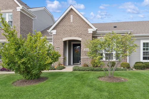 4492-2604 Avondale Cir, Naperville, IL, 60564-5083 | Card Image