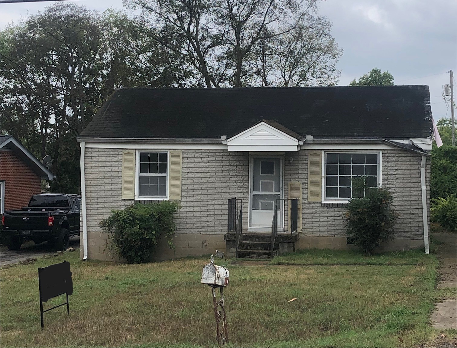 Westboro Dr, Nashville, TN 37209