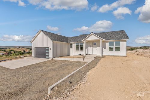 1328 Hoover Rd, Weiser, ID, 83672-5538 | Card Image
