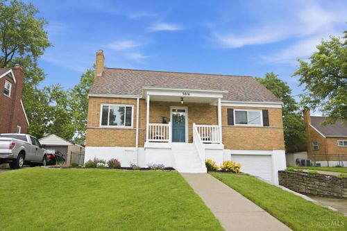 3016 Crestmoor Ln, Cincinnati, OH, 45238 | Card Image