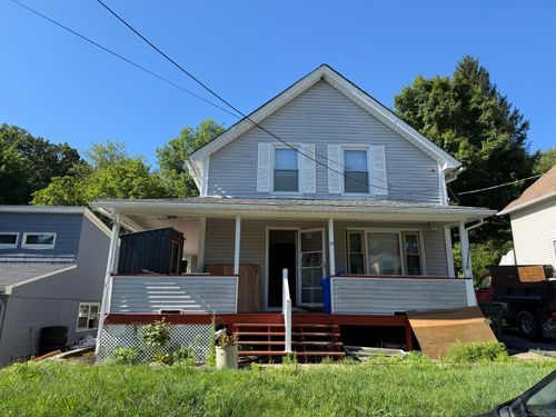 17 Pratte Ave, Taftville, CT, 06380-1013 | Card Image