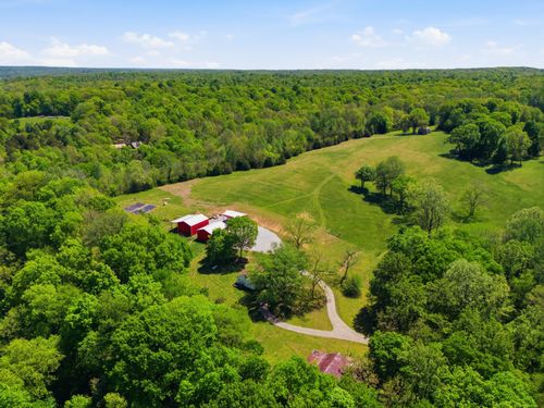 1550 Little Bartons Creek Rd, Cumberland Furnace, TN, 37051-4725 | Card Image