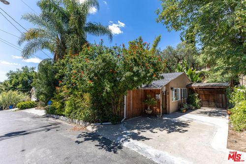 927 Pine Grove Avenue, Los Angeles, CA, 90042 | Card Image