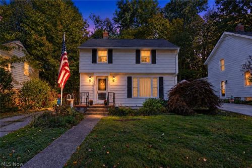 621 Willow St, Kent, OH, 44240-2620 | Card Image