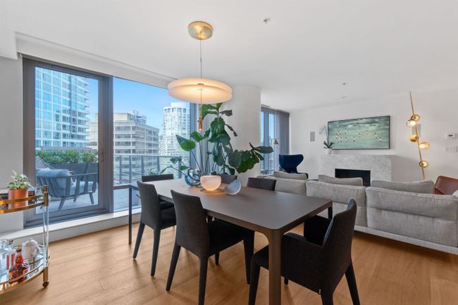 1701 - 1111 Alberni Street, Condo with 2 bedrooms, 2 bathrooms and 1 parking in Vancouver BC | Image 14