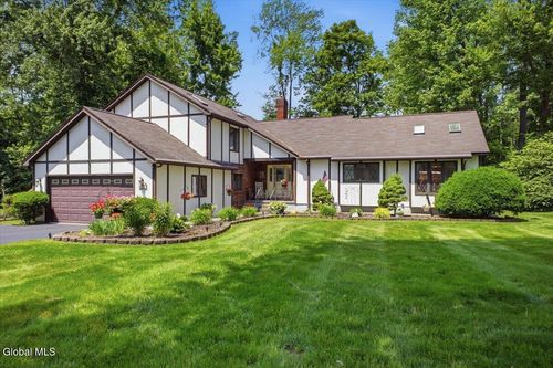 14 Cathedral Ct, Clifton Park, NY, 12065-2910 | Card Image