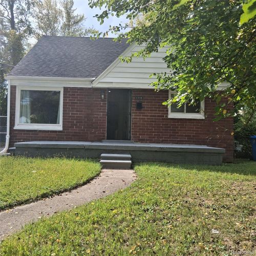 1338 Helen St, Inkster, MI, 48141-1726 | Card Image