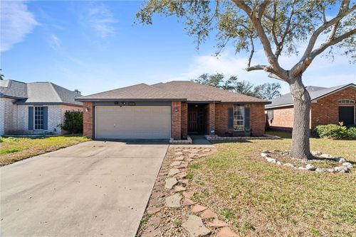 7137 Cano Ln, Corpus Christi, TX, 78414-2771 | Card Image