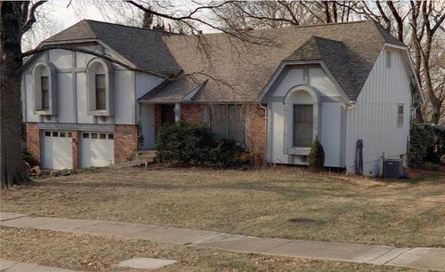 10306 Long St, Overland Park, KS, 66215-2238 | Card Image