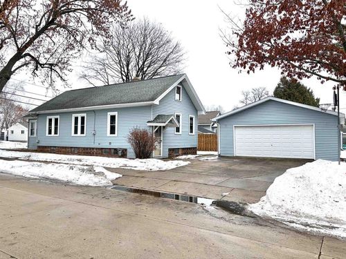 1119 W Bent Avenue, OSHKOSH, WI, 54901 | Card Image