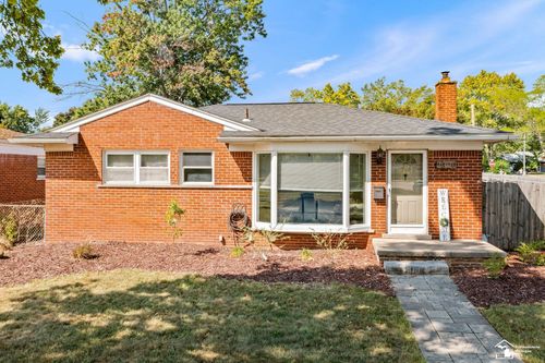 2320 Sherwood Street, Trenton, MI, 48183 | Card Image