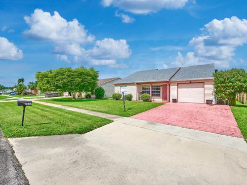 7723 Canal Dr, Lake Worth, FL, 33467-1828 | Card Image