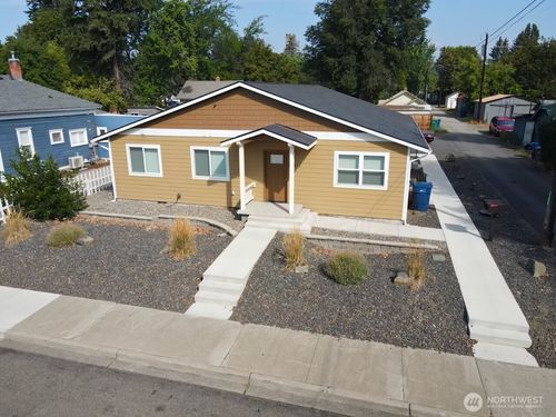 603 E 5th Ave, Ellensburg, WA, 98926-3201 | Card Image