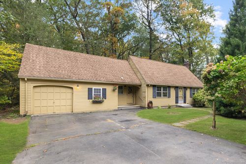 1477 East St, Southington, CT, 06489-4409 | Card Image