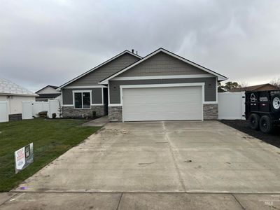 908 Sierra St, House other with 3 bedrooms, 2 bathrooms and 2 parking in Vale OR | Image 1