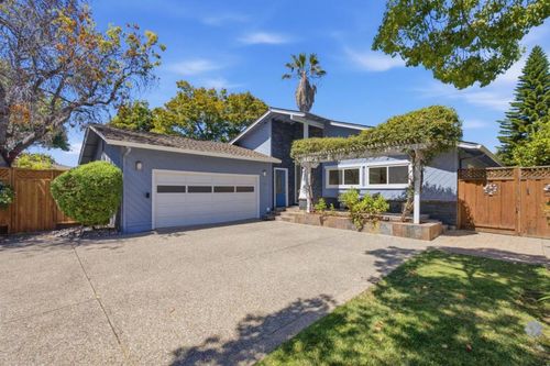 995 Warwick Ct, Sunnyvale, CA, 94087-2046 | Card Image