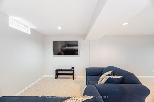 64 Miller Dr, House other with 3 bedrooms, 4 bathrooms and 2 parking in Georgetown ON | Image 33