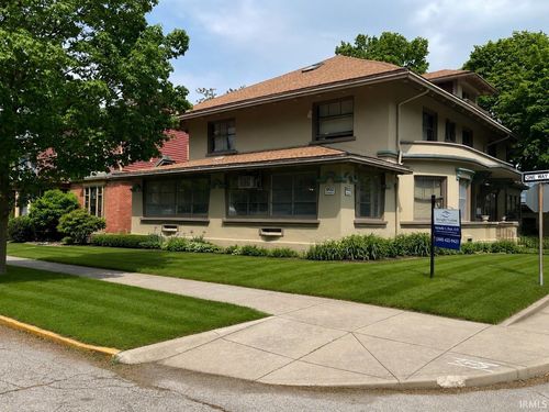902 W Wayne Street, Fort Wayne, IN, 46802 | Card Image